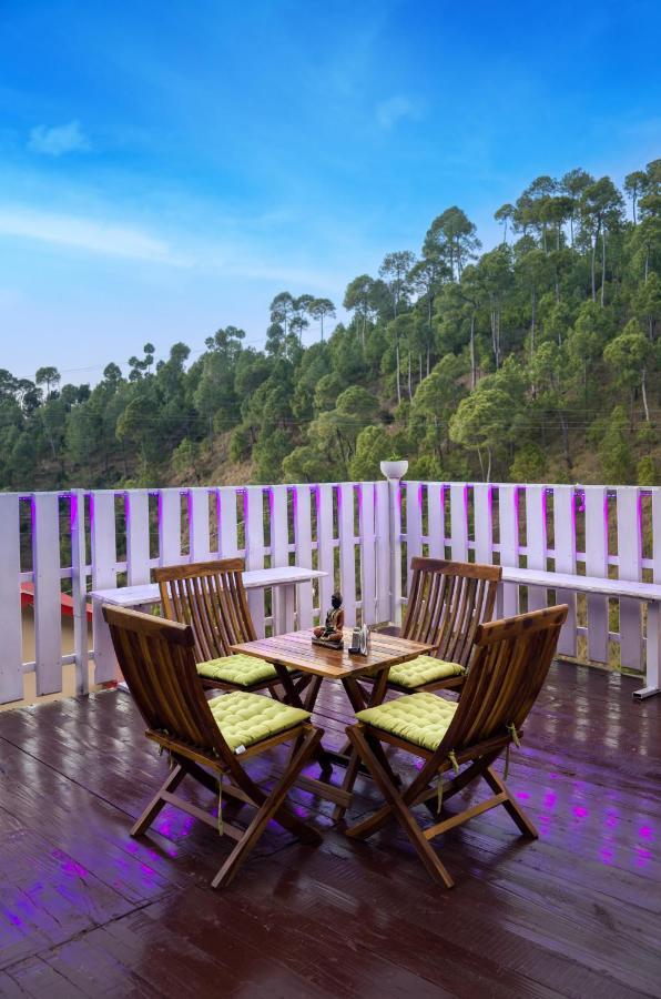 The Frostwood Resort Ranikhet Exterior foto